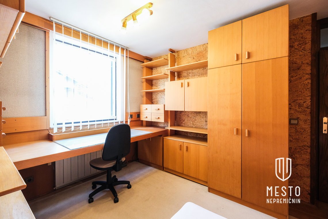 Spacious detached house in Stožice – 9