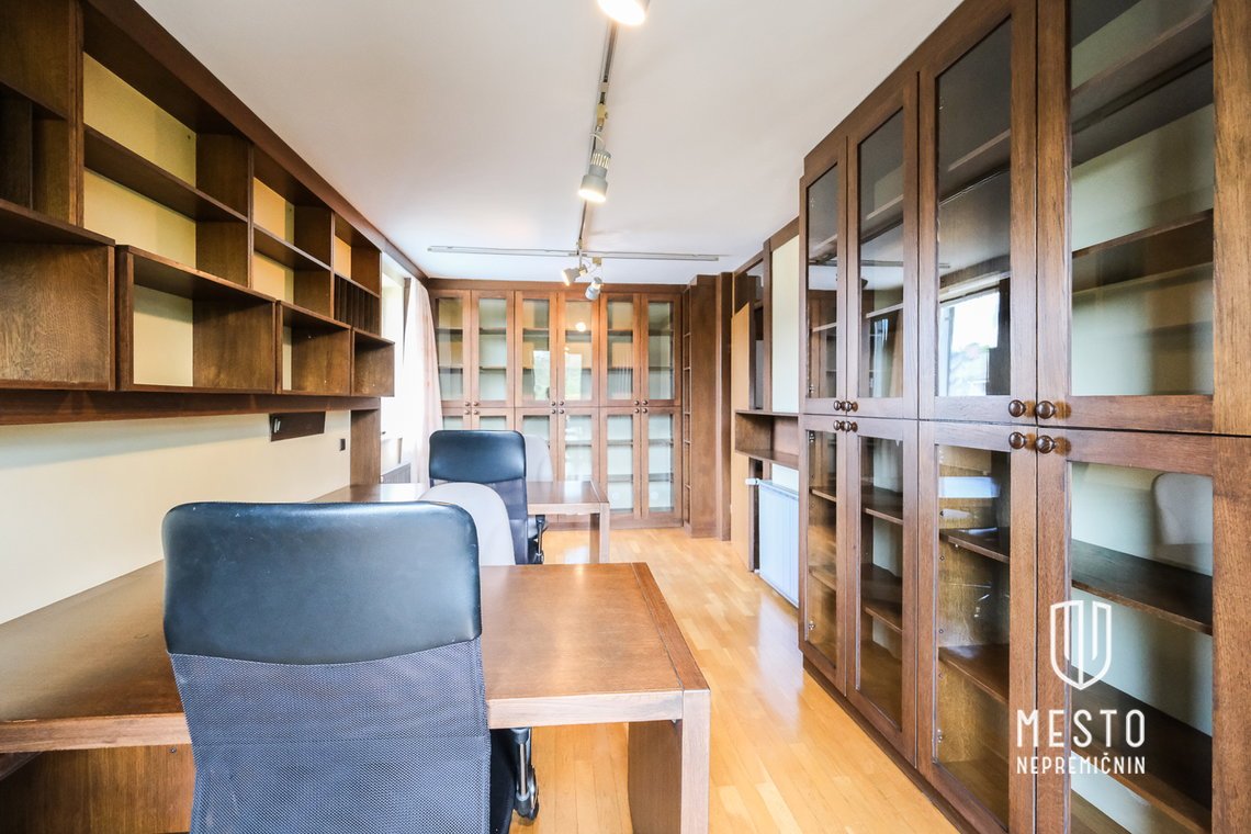 Spacious detached house in Stožice – 13